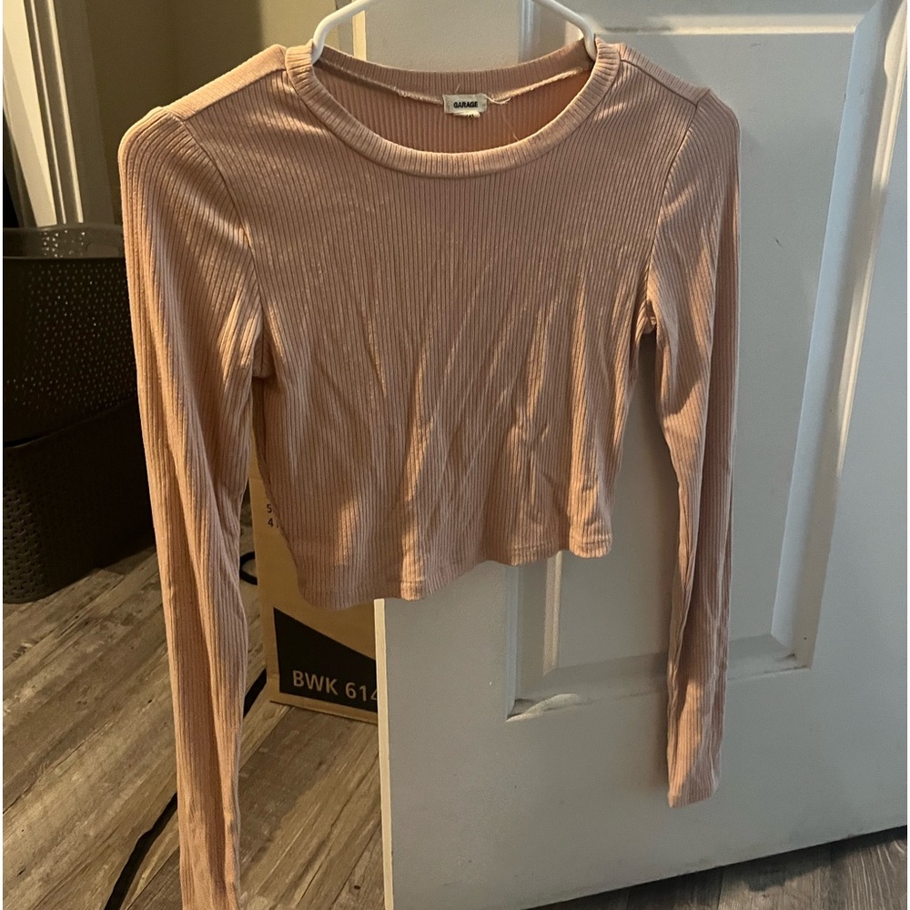 Garage cropped long sleeve